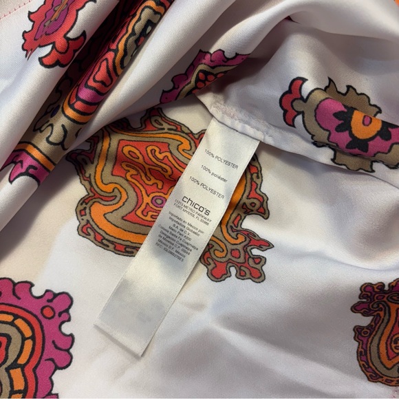Chicos Women’s Long Sleeve Blouse Multicolor Paisley Floral Size 1 - Picture 4 of 5